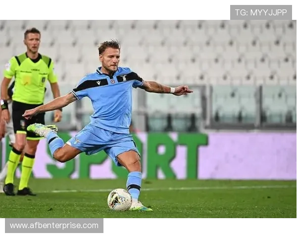 乔纳森·戴维多赛季20+进球持续输出解析