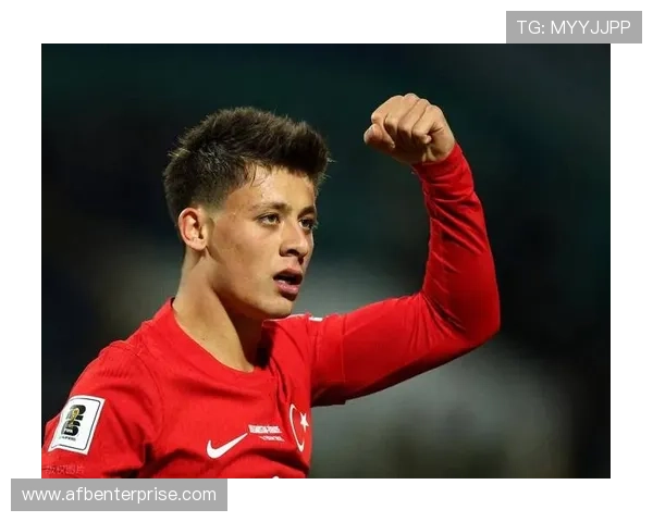 居莱尔 vs 恰尔汗奥卢：土耳其双核战术角色与进攻参与度对比