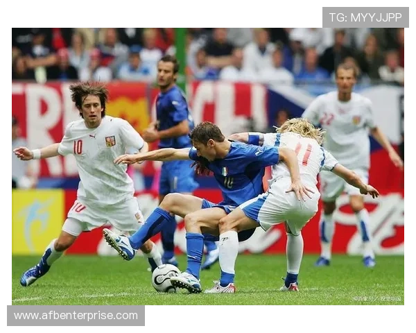 拜仁慕尼黑的中场控制力,为何难以稳定比赛节奏? 拜仁慕尼黑的中场控制力,为何难以稳定比赛节奏?