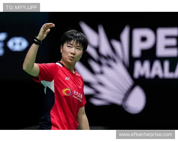 何冰娇训练完直接拎爱马仕去吃人均三千的日料？